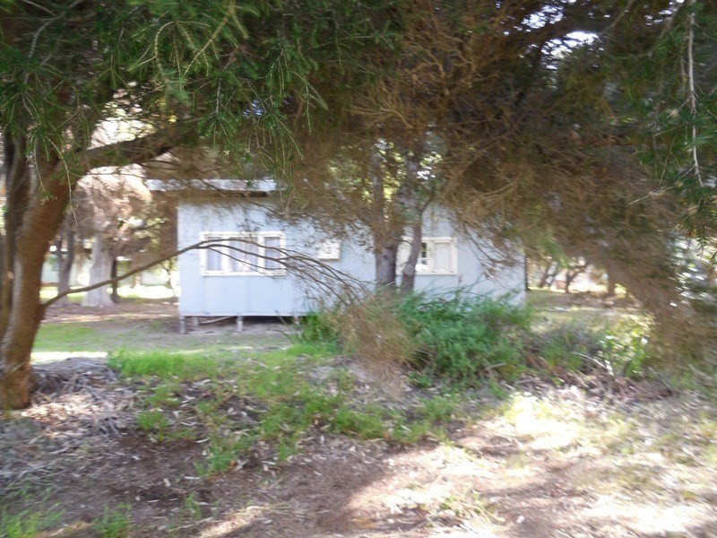 3 Bandy Avenue, Lancelin WA 6044