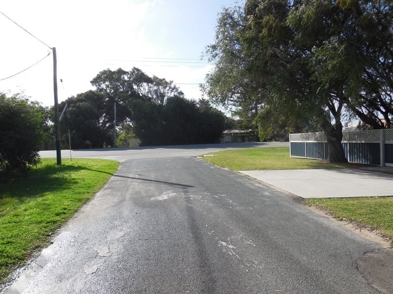 3 Bandy Avenue, Lancelin WA 6044