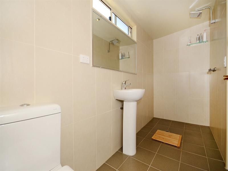 16 Wedge Street, Ledge Point WA 6043