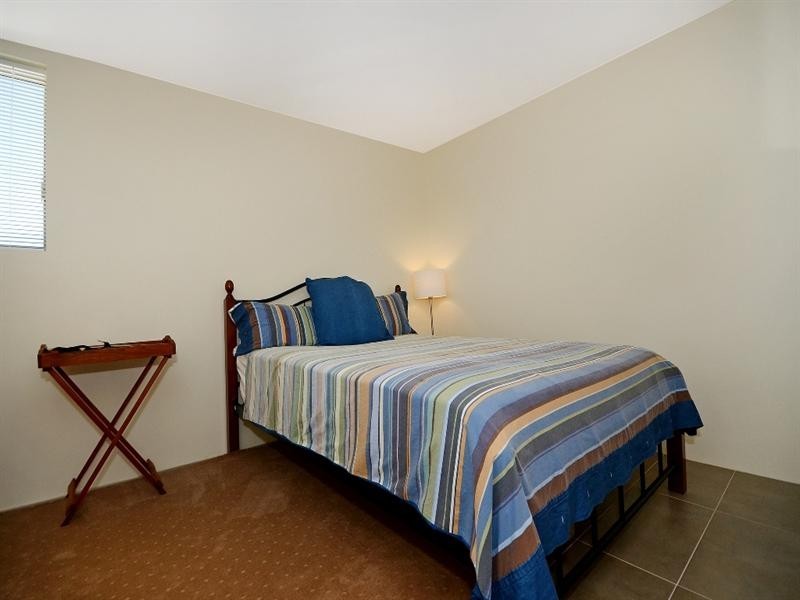 16 Wedge Street, Ledge Point WA 6043