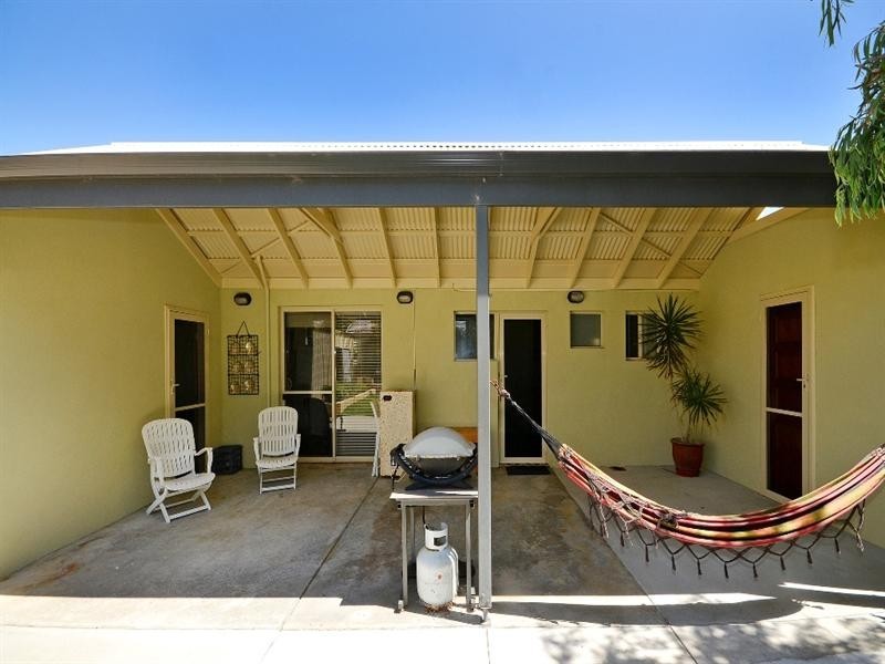 16 Wedge Street, Ledge Point WA 6043