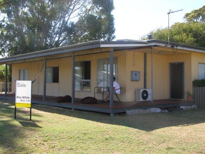 44 Cockram Street, Lancelin WA 6044