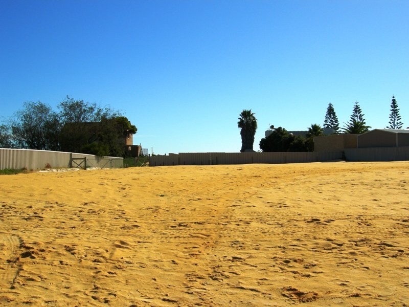 54 Gingin, Lancelin WA 6044