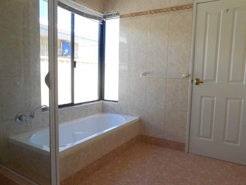 11 Thomas Place, Lancelin WA 6044
