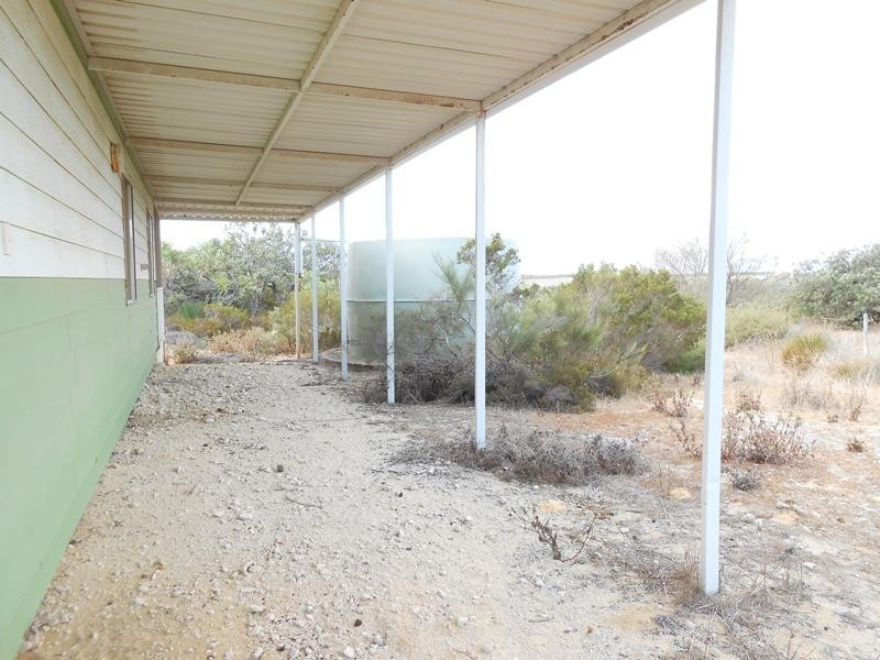 661 Ocean Farm Drive, Nilgen WA 6044