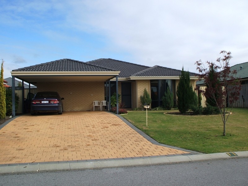 11 Baskir Way, Henley Brook WA 6055