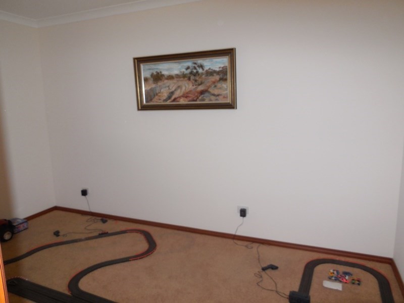 18 Olive Grove, Karakin WA 6044