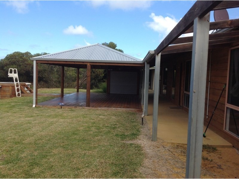 18 Redheart Court, Lancelin WA 6044