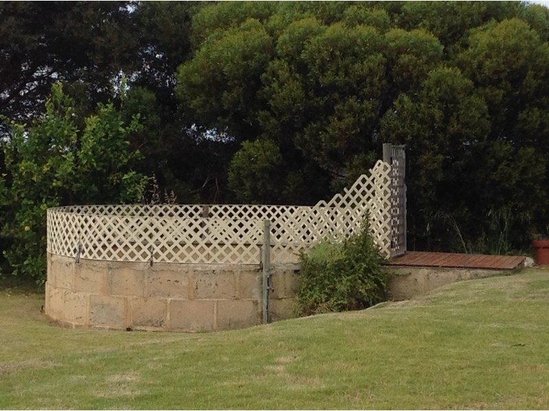 18 Redheart Court, Lancelin WA 6044