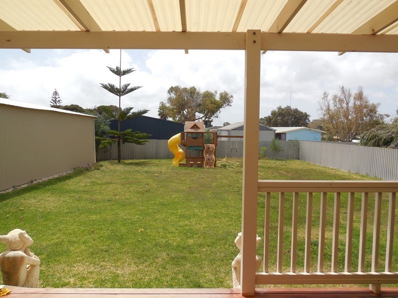 34 Ammon Avenue, Ledge Point WA 6043