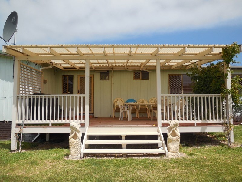 34 Ammon Avenue, Ledge Point WA 6043