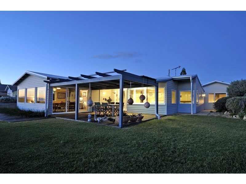 23 De Burgh Street, Ledge Point WA 6043