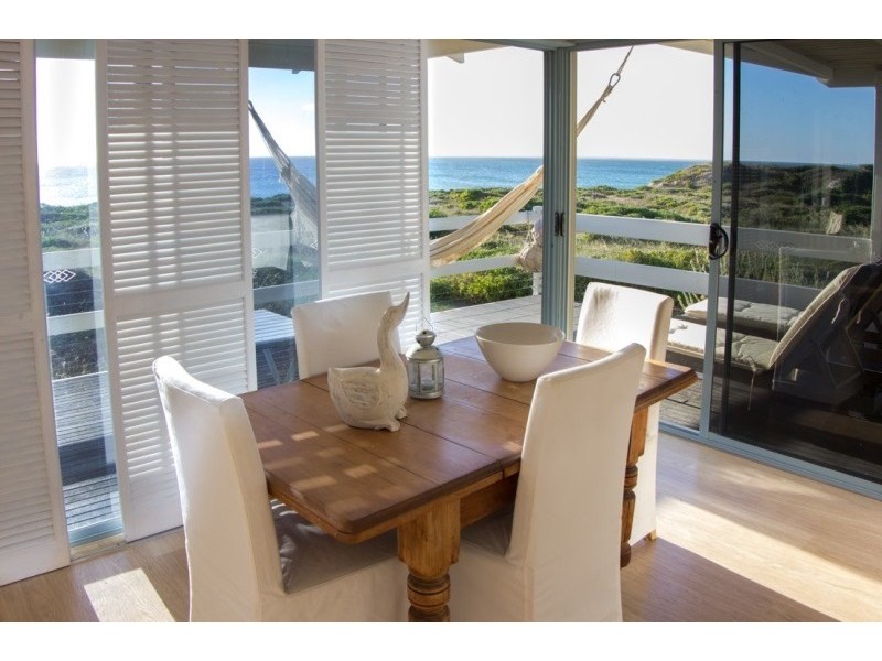 3 Hawcroft Place, Lancelin WA 6044