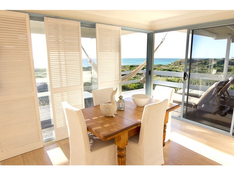 3 Hawcroft Place, Lancelin WA 6044