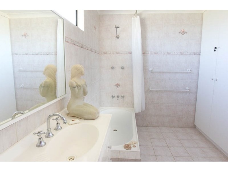 3 Hawcroft Place, Lancelin WA 6044