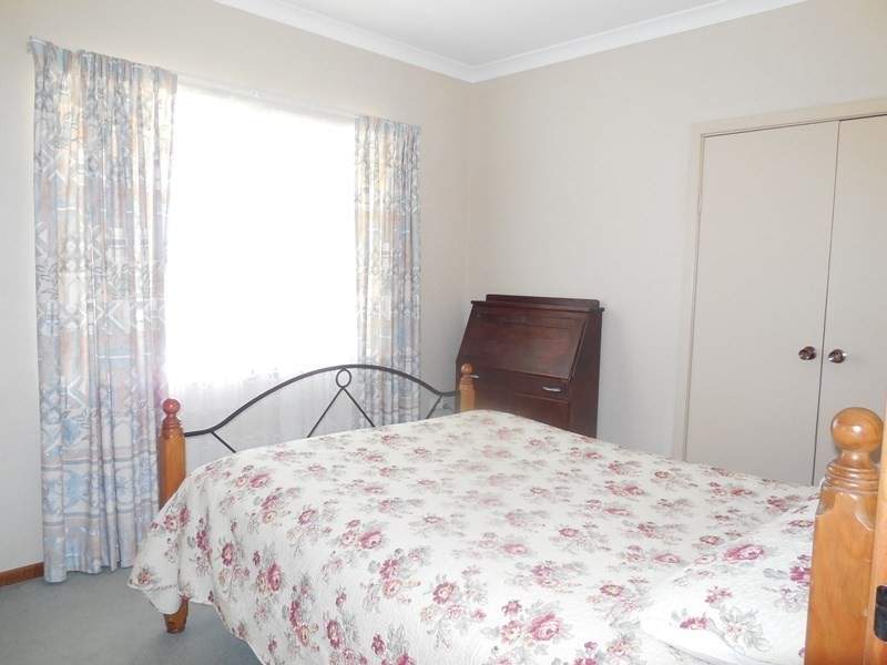 80 Banksia Way, Nilgen WA 6044