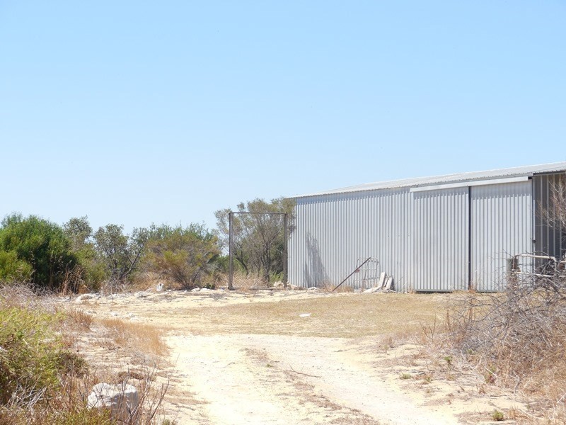 80 Banksia Way, Nilgen WA 6044