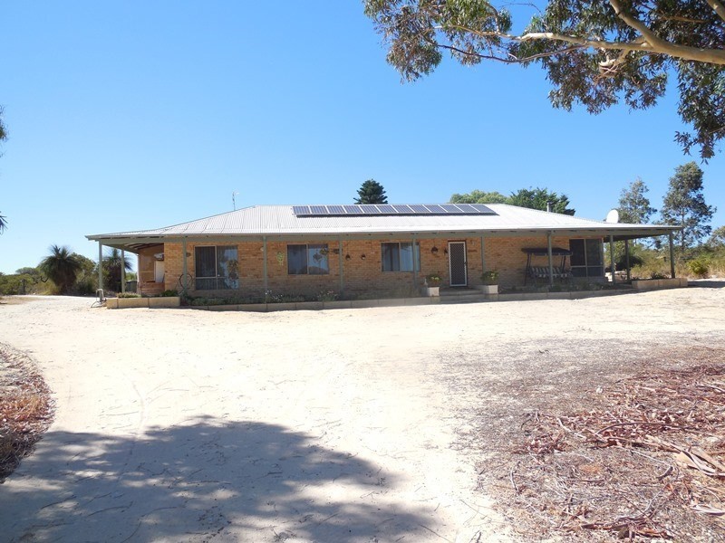 80 Banksia Way, Nilgen WA 6044