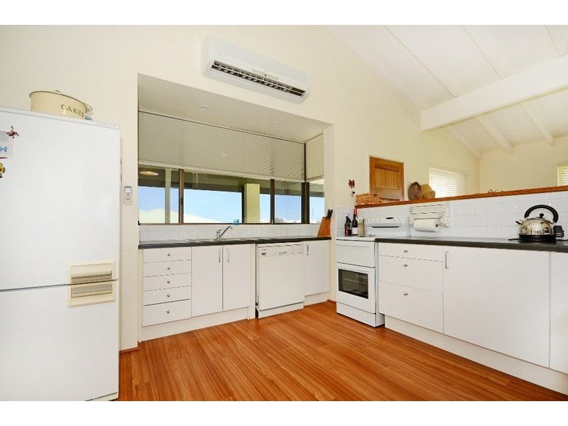 16 Wedge Street, Ledge Point WA 6043