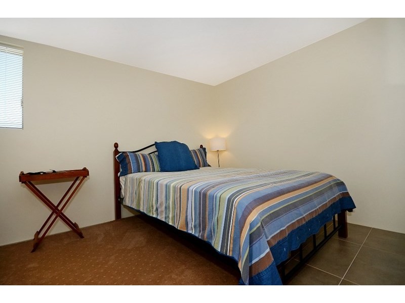 16 Wedge Street, Ledge Point WA 6043