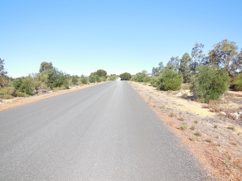 204 Olive Grove, Karakin WA 6044