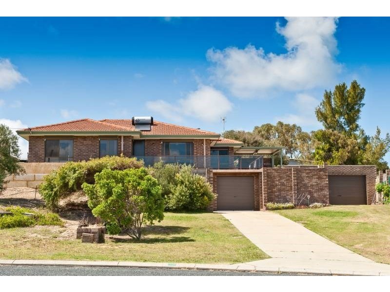 14 Dewar Way, Ledge Point WA 6043