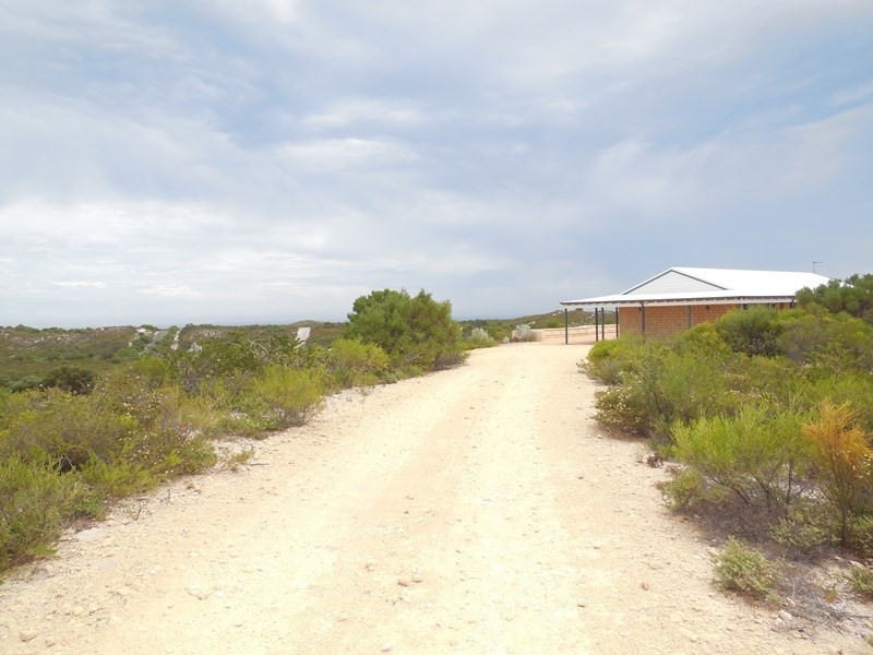 165 Indiana Crescent, Karakin WA 6044