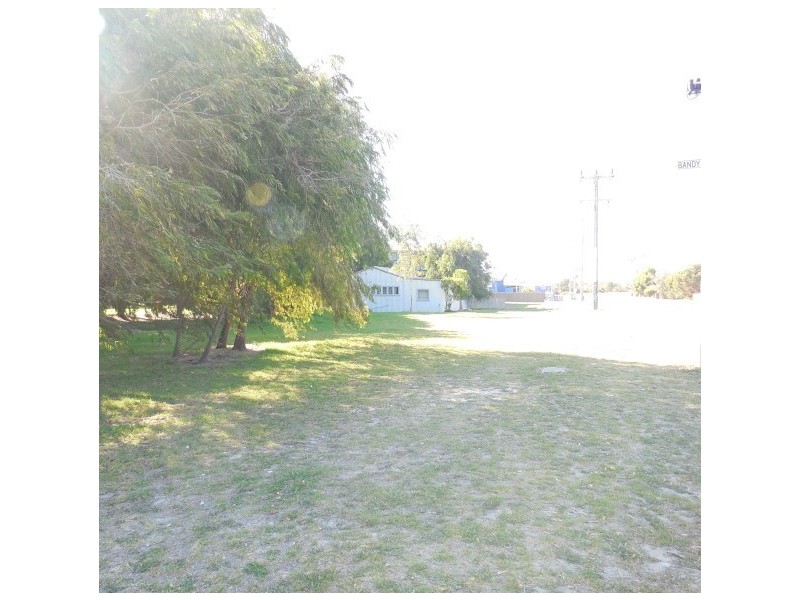 5 Bandy Avenue, Lancelin WA 6044