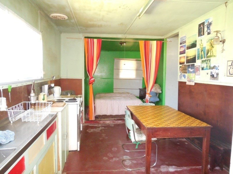 5 Bandy Avenue, Lancelin WA 6044