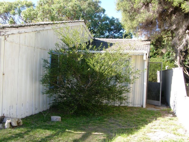 4/65 Atkinson Way, Lancelin WA 6044