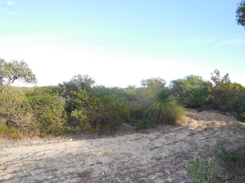 L 86 Indiana Crescent, Karakin WA 6044