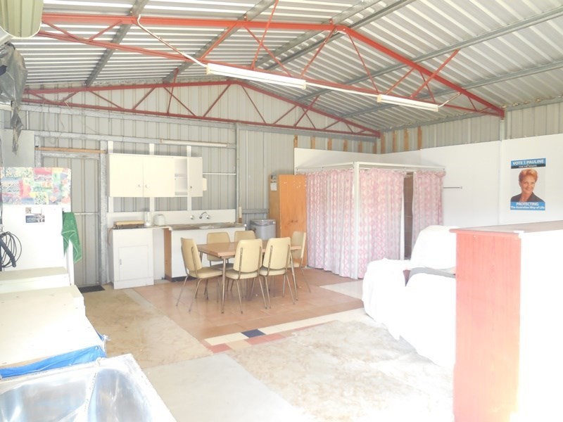 7 Lucraft Loop, Ledge Point WA 6043