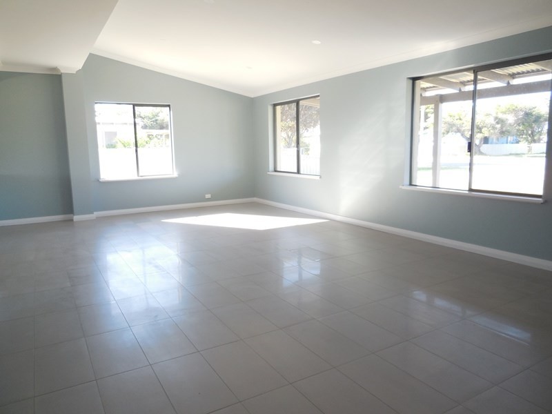 20 Casserley Way, Lancelin WA 6044