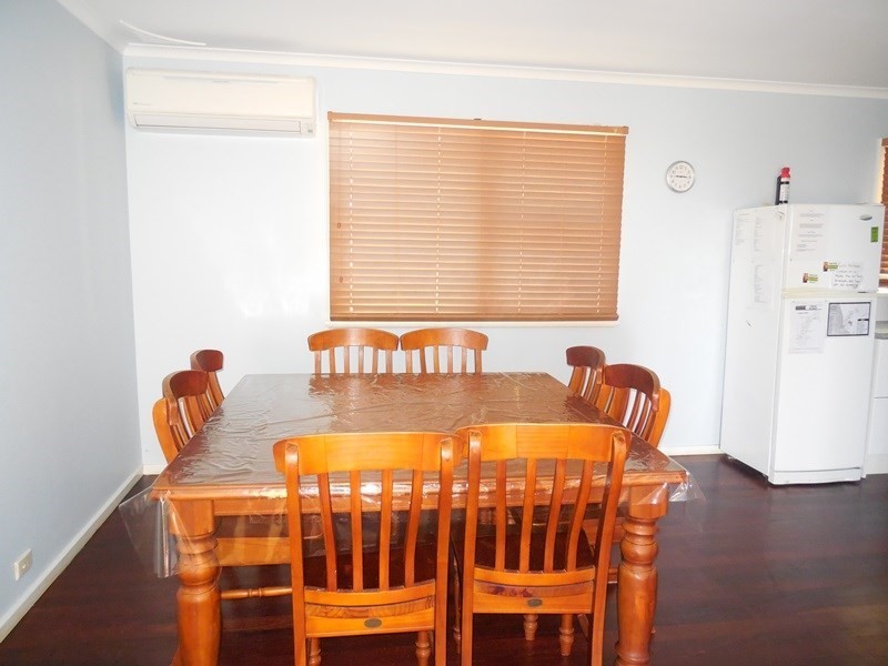 10 Wood Way, Ledge Point WA 6043