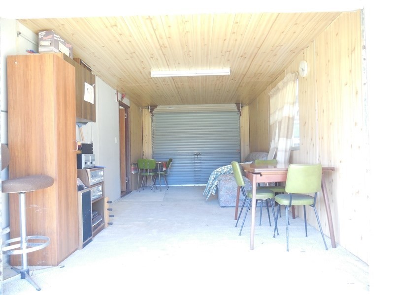 4 Wedge Avenue, Lancelin WA 6044