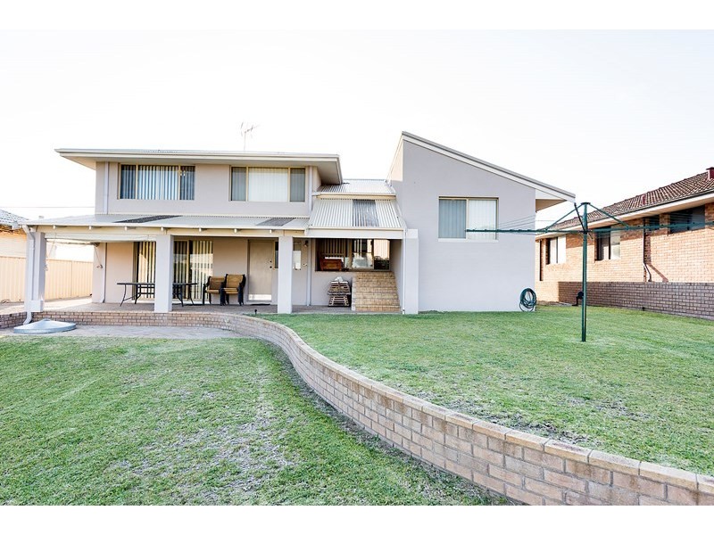 59 Cunliffe Street, Lancelin WA 6044