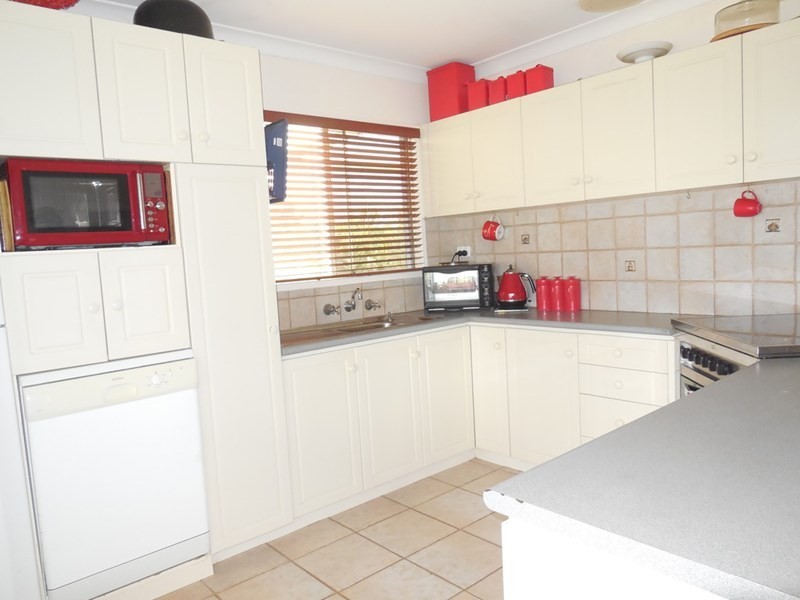 42 Walker Avenue, Lancelin WA 6044