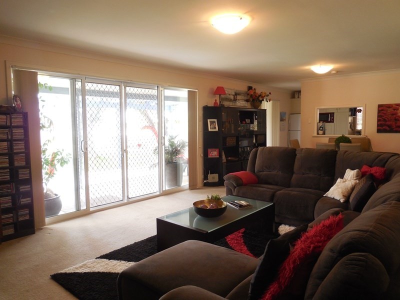 42 Walker Avenue, Lancelin WA 6044