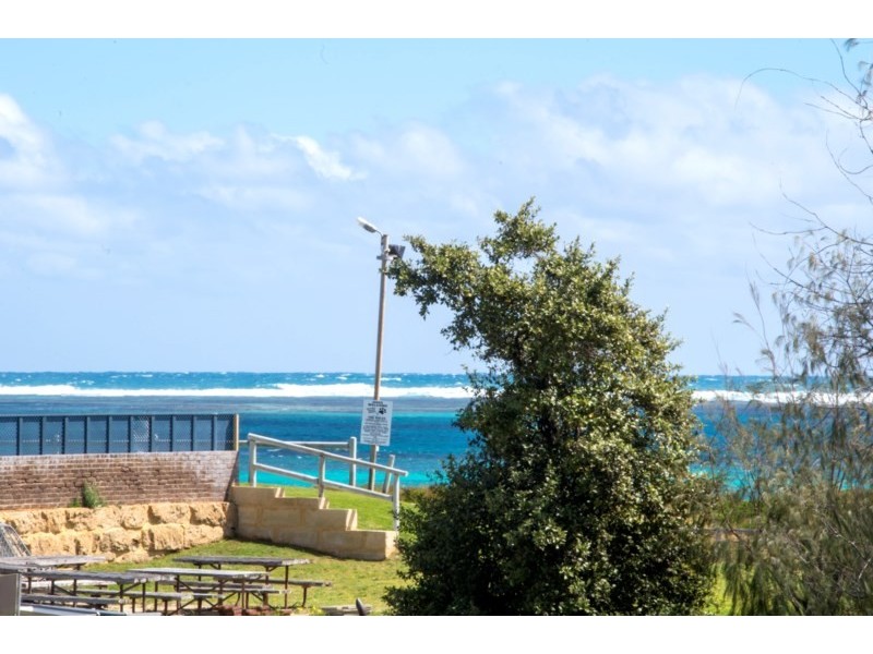 54D Gingin Road, Lancelin WA 6044