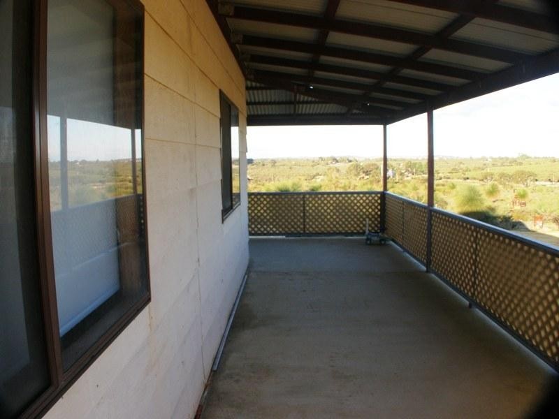 503 Ocean Farm Drive, Nilgen WA 6044