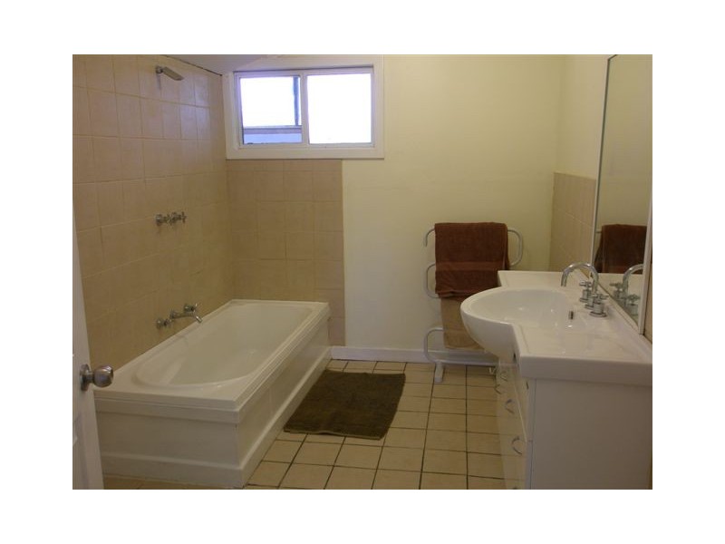 14 – 16 King Street, Wongan Hills WA 6603