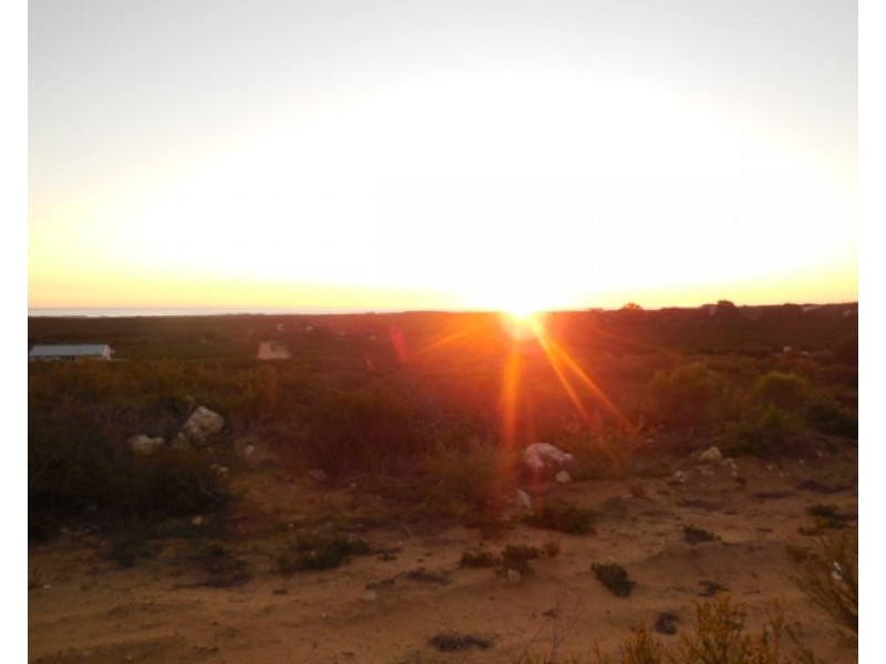 154 Seaview Drive, Karakin WA 6044