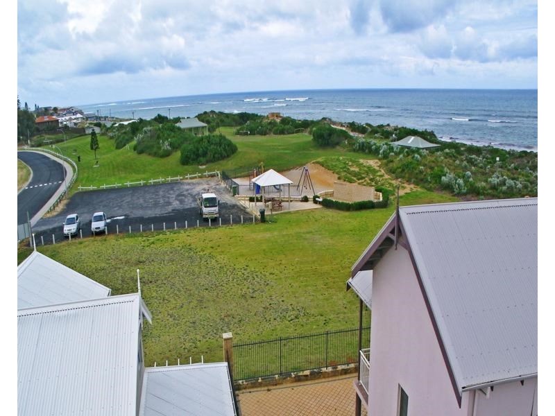 31/2 Robertson Road, Ledge Point WA 6043