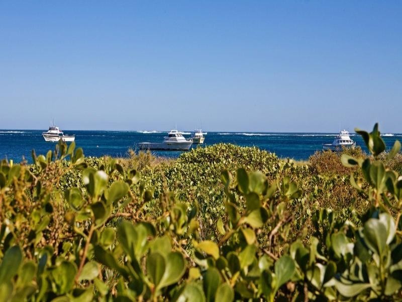 91 Gingin Road, Lancelin WA 6044