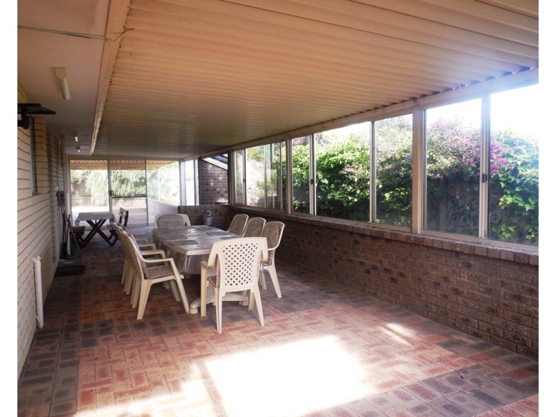 5 Douglas Street, Seabird WA 6042