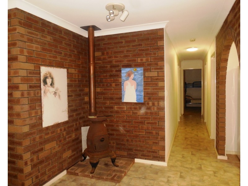 5 Douglas Street, Seabird WA 6042