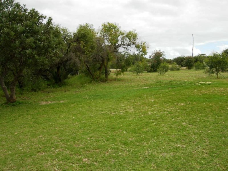 14 Christmas Tree Rise, Nilgen WA 6044