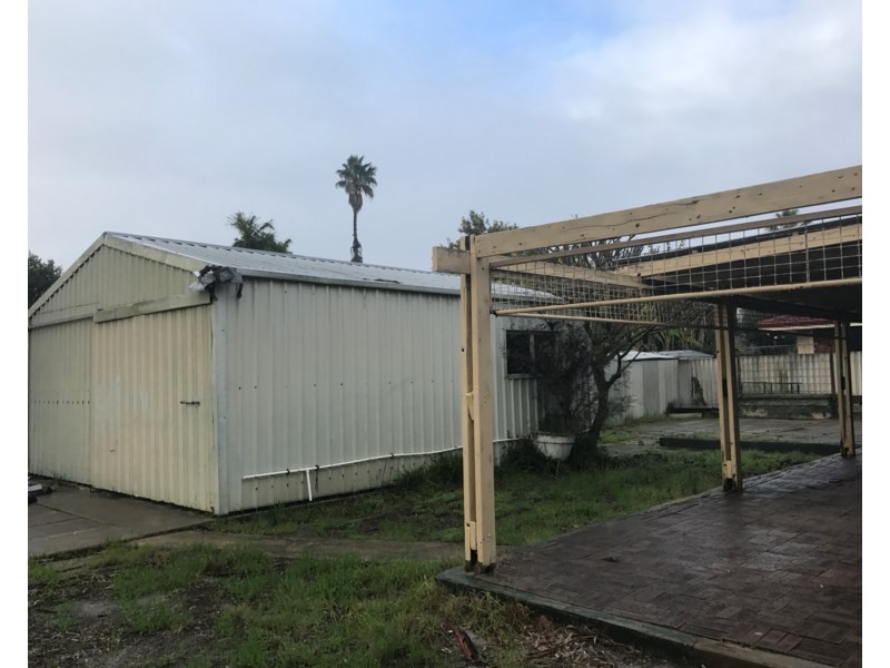 18 May Road, Eden Hill WA 6054