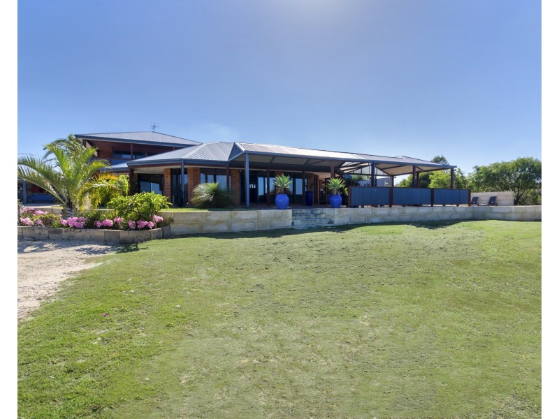 19 Redheart Court, Karakin WA 6044