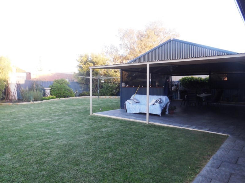 18 Rennie Crescent, Lancelin WA 6044